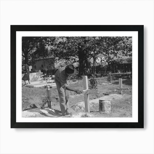 Painting grave marker - grave, in
